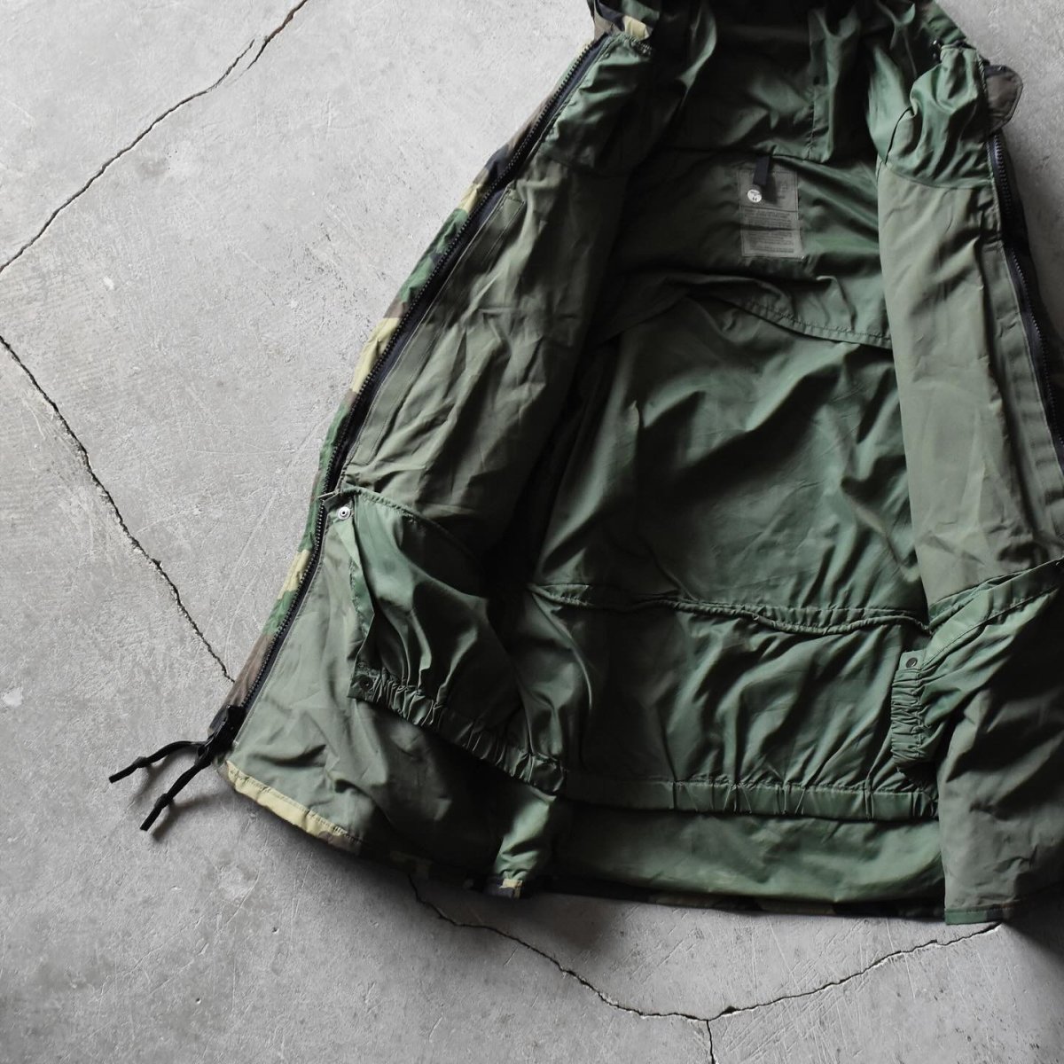 画像7: "DEAD STOCK"　 2000s US.ARMY ECWCS GEN1 ゴアテックスパーカー　 表記MEDIUM-LONG  (7)