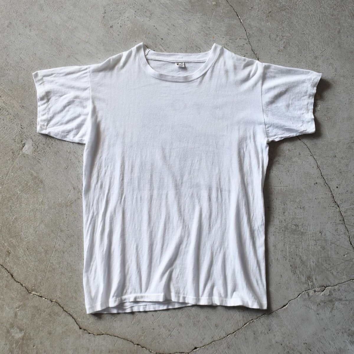 画像2: 1960s RUSSELL "GTO RACING TEAM" バックプリントTシャツ　 "MADE IN USA"　 表記L  (2)