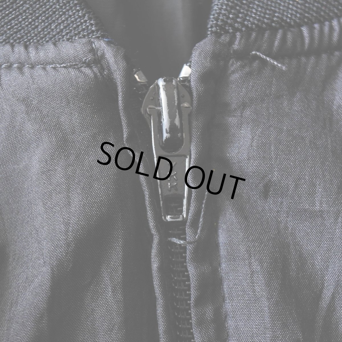 画像5: 1990s McDonald's 中綿ナイロンジャケット　 表記XL  (5)