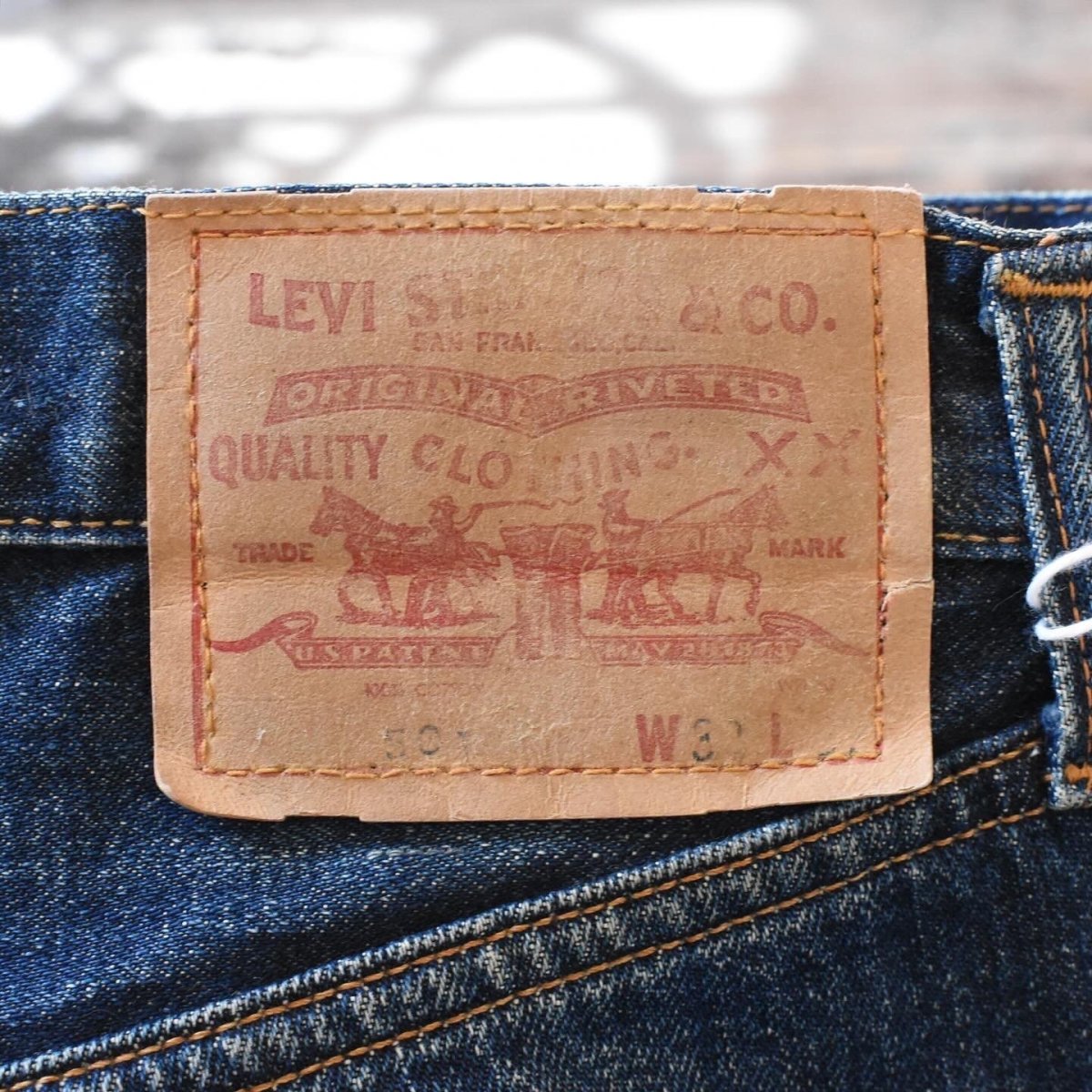画像2: 1960s LEVI'S 501E　 "WAIST SINGLE"　 実寸W90cm L78cm  (2)