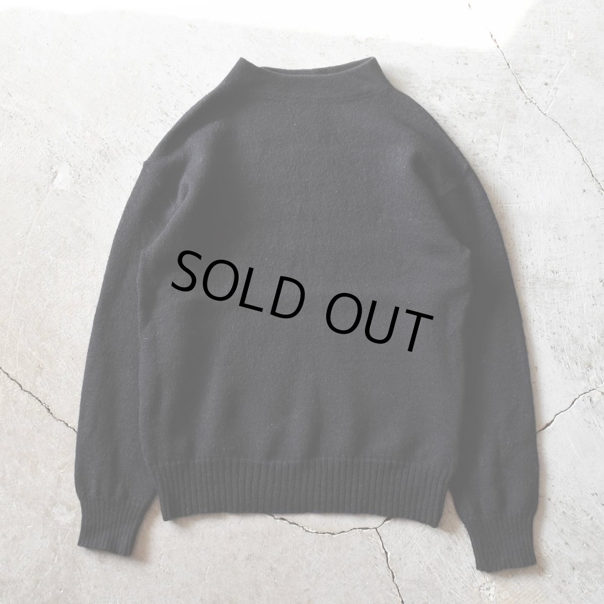 画像1: 2000s US.NAVY ゴブセーター　 表記LARGE  (1)