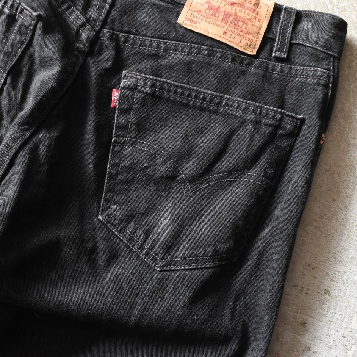 画像10: 2000s Levi's 505-0260 ブラックデニム　 "MADE IN USA"　 表記W34 L34  (10)