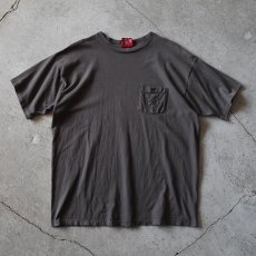 画像2: 1990s Marlboro ポケットTシャツ　 "MADE IN USA"　 表記ADULT ONE SIZE  (2)