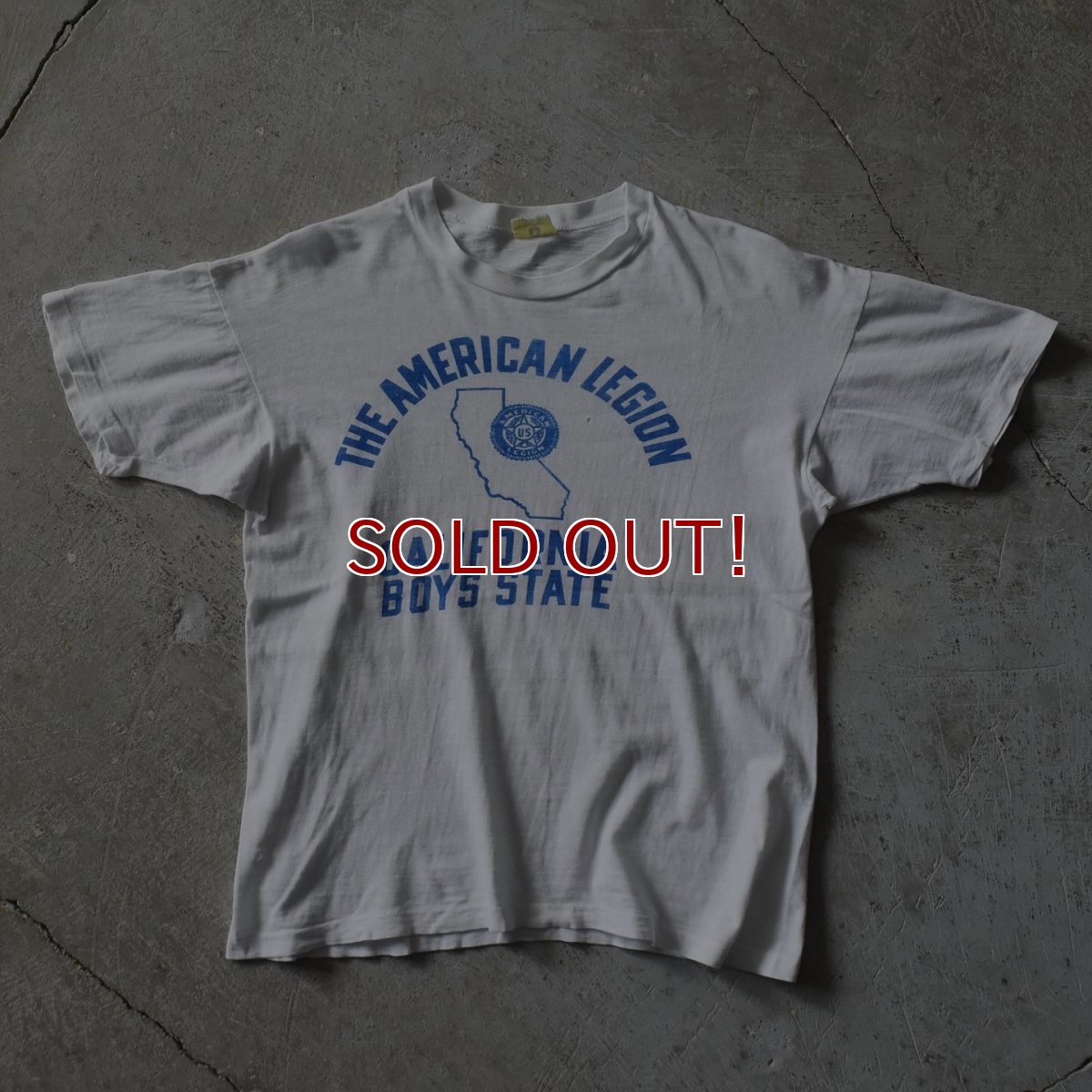 画像1: 1950s AMERICAN LEGION 染込みプリントTシャツ　 "MADE IN USA"　 表記L  (1)