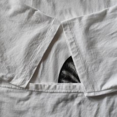 画像9: 1990s CRAZY SHIRTS クリバンキャットTシャツ　 "MADE IN USA"　 表記XL  (9)