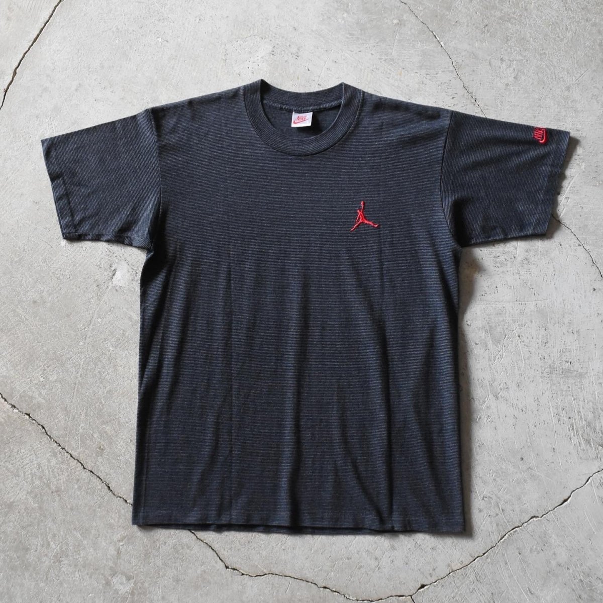 画像1: 1990s NIKE ジョーダン ジャンプマンTシャツ　 "MADE IN USA"　 表記L  (1)