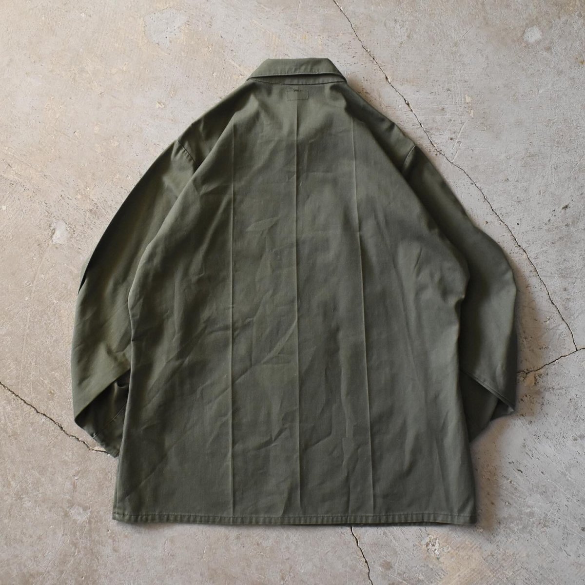 画像2: 1970s US.NAVY SEABEES OG507ユーティリティシャツ　 表記17 1/2×36？  (2)