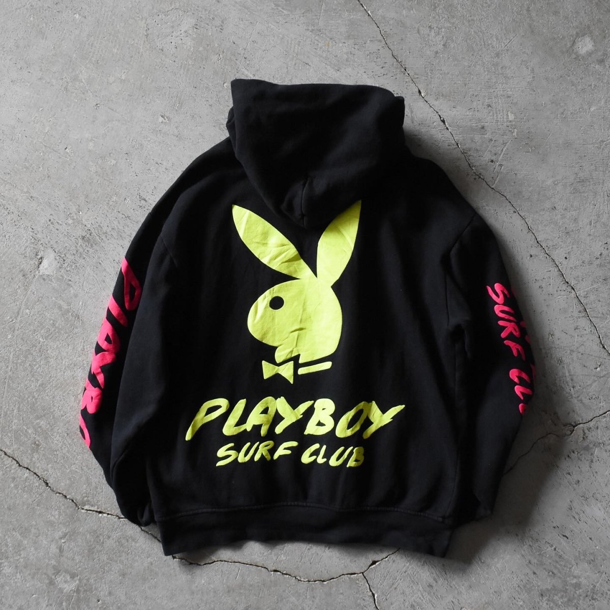 画像2: PLAYBOY SURF CLUB ネオンカラースウェットパーカー　 表記M  (2)