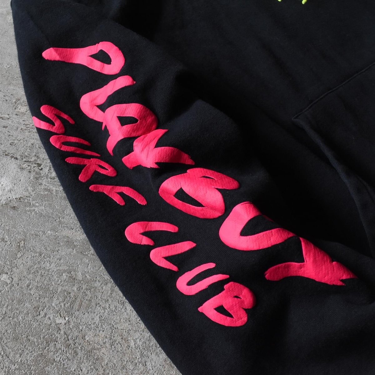 画像8: PLAYBOY SURF CLUB ネオンカラースウェットパーカー　 表記M  (8)