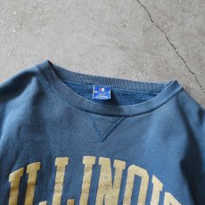 画像4: 1990s Champion 前Vカレッジスウェット　 "MADE IN USA"　 表記L  (4)