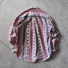 画像2: 1990s WOOLRICH ネイティブ柄BDシャツ　 表記L  (2)