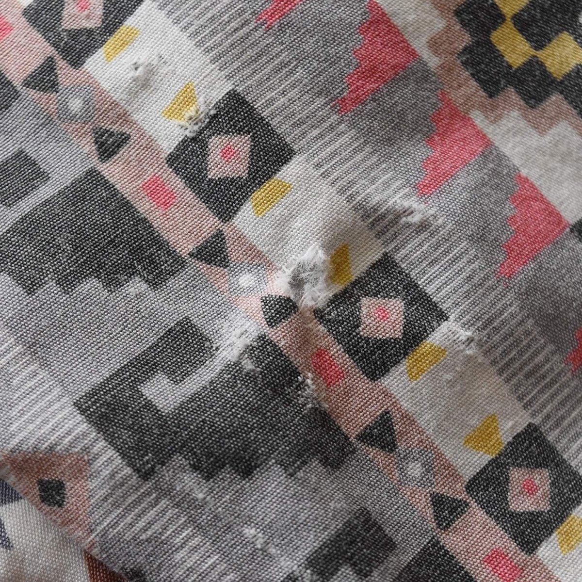 画像9: 1990s WOOLRICH ネイティブ柄BDシャツ　 表記L  (9)