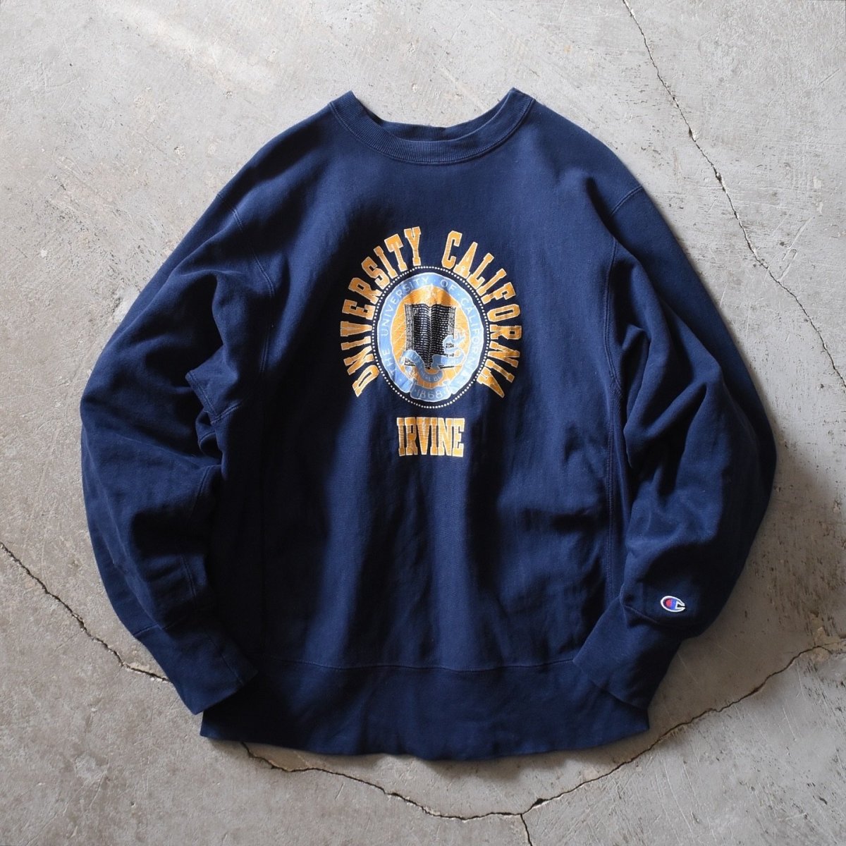 画像1: 1980s Champion リバースウィーブスウェット　 "UNIVERSITY OF CALIFORNIA IRVINE"　 表記L  (1)