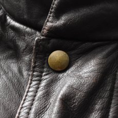 画像8: 1980-90s EDDIE BAUER レザーダウンベスト　 表記XL  (8)
