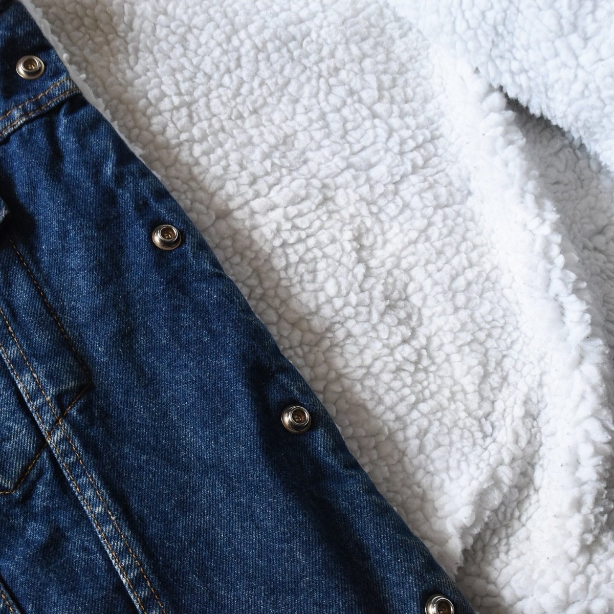 画像9: 1990s Levi's 71608 デニムボアジャケット　 "MADE IN USA"　 表記44  (9)