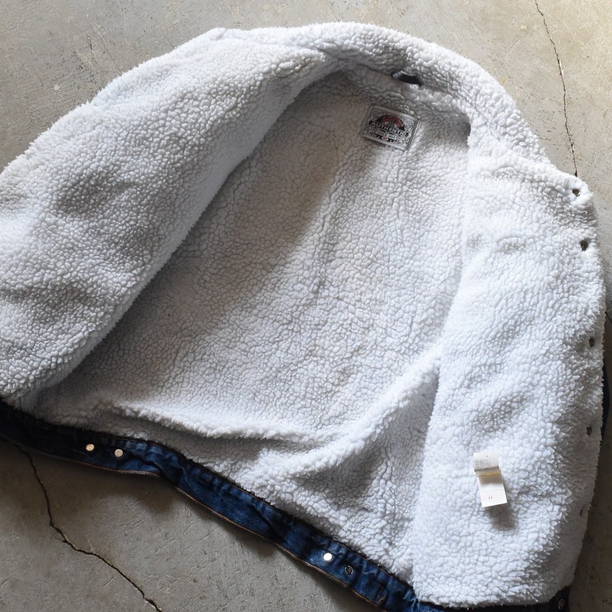 画像12: 1990s Levi's 71608 デニムボアジャケット　 "MADE IN USA"　 表記44  (12)