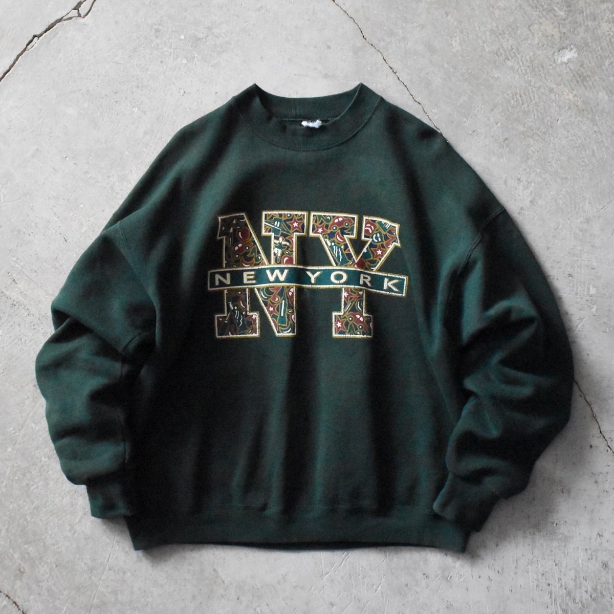 画像1: 1990s NEW YORK スウェット　 "MADE IN USA"　 表記XL  (1)