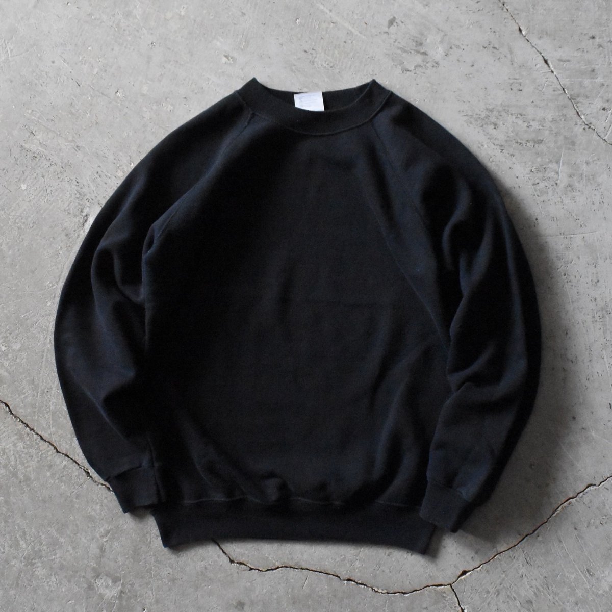 画像1: 1980s HANES 無地スウェット　 "MADE IN USA"　 表記M  (1)