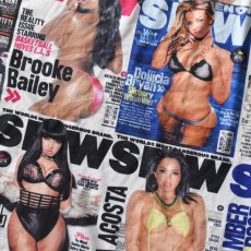 画像8: SMW RUNS THE WORLD エロ総柄Tシャツ　 表記L  (8)