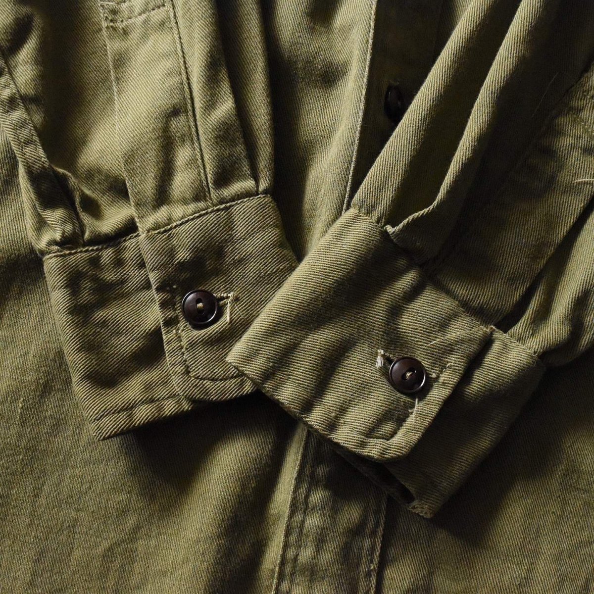 画像9: 1940s BSA BOY SCOUTS マチ付きシャツ　 "チェンジボタン"　 実寸ML  (9)