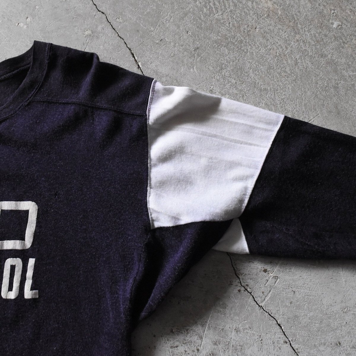画像7: 1960s UWO LAW SCHOOL ナンバリングフットボールTシャツ　 実寸L  (7)