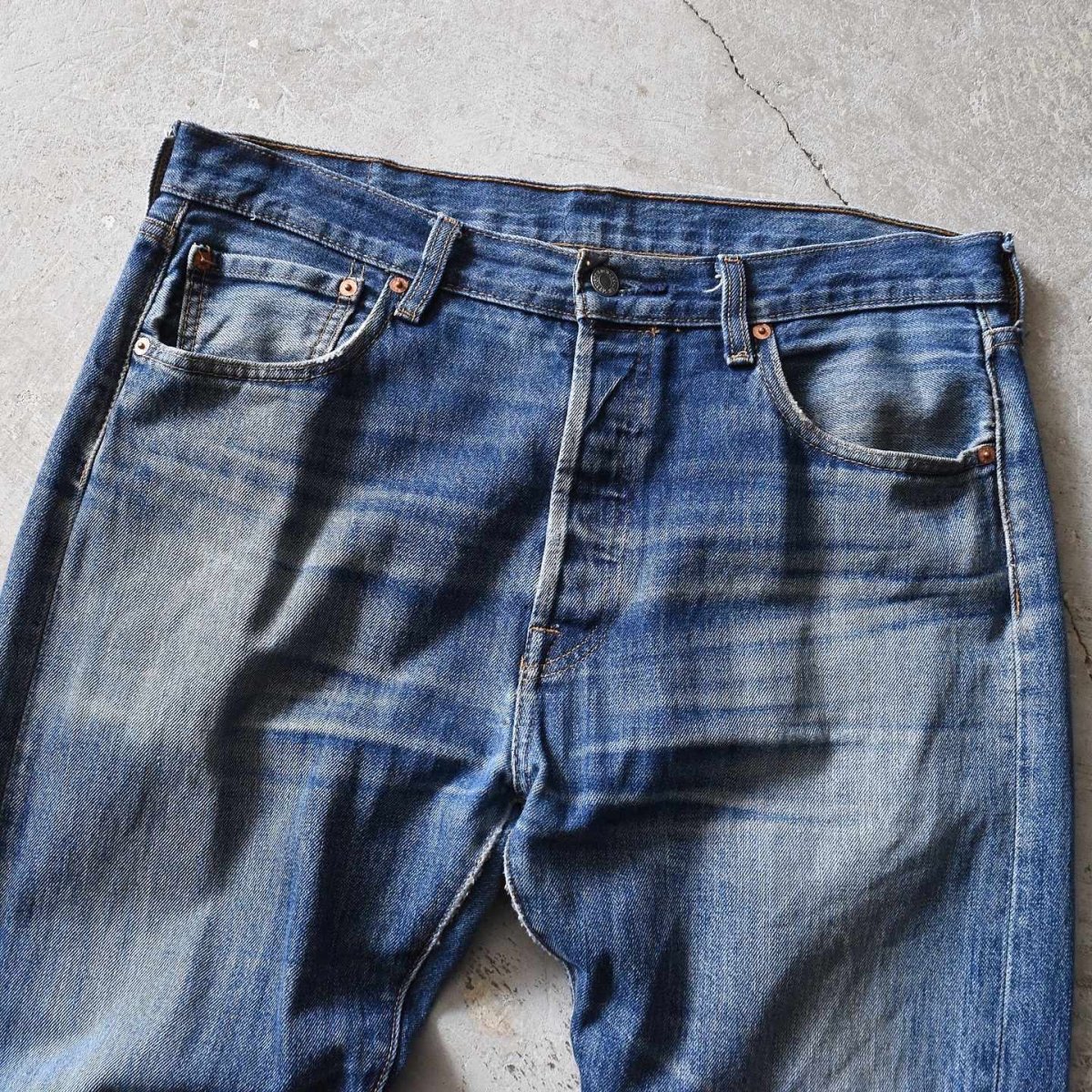 画像3: Levi's 501　 "鬼ヒゲ"　 表記W34 L32  (3)