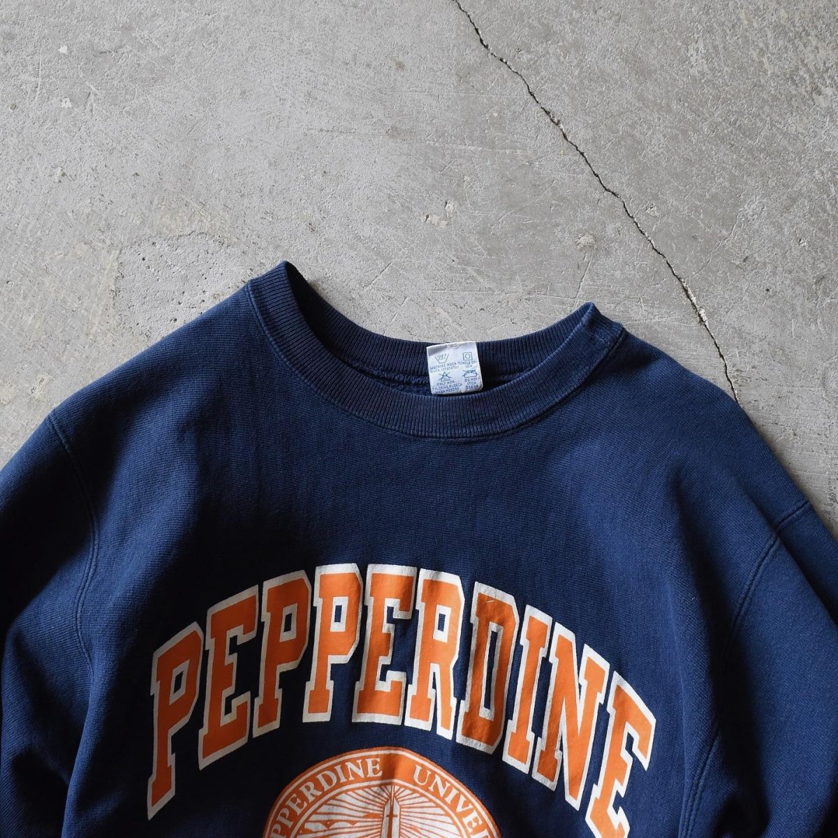 画像2: 1990s Champion リバースウィーブスウェット　 "PEPPERDINE UNIVERSITY"　 表記L  (2)