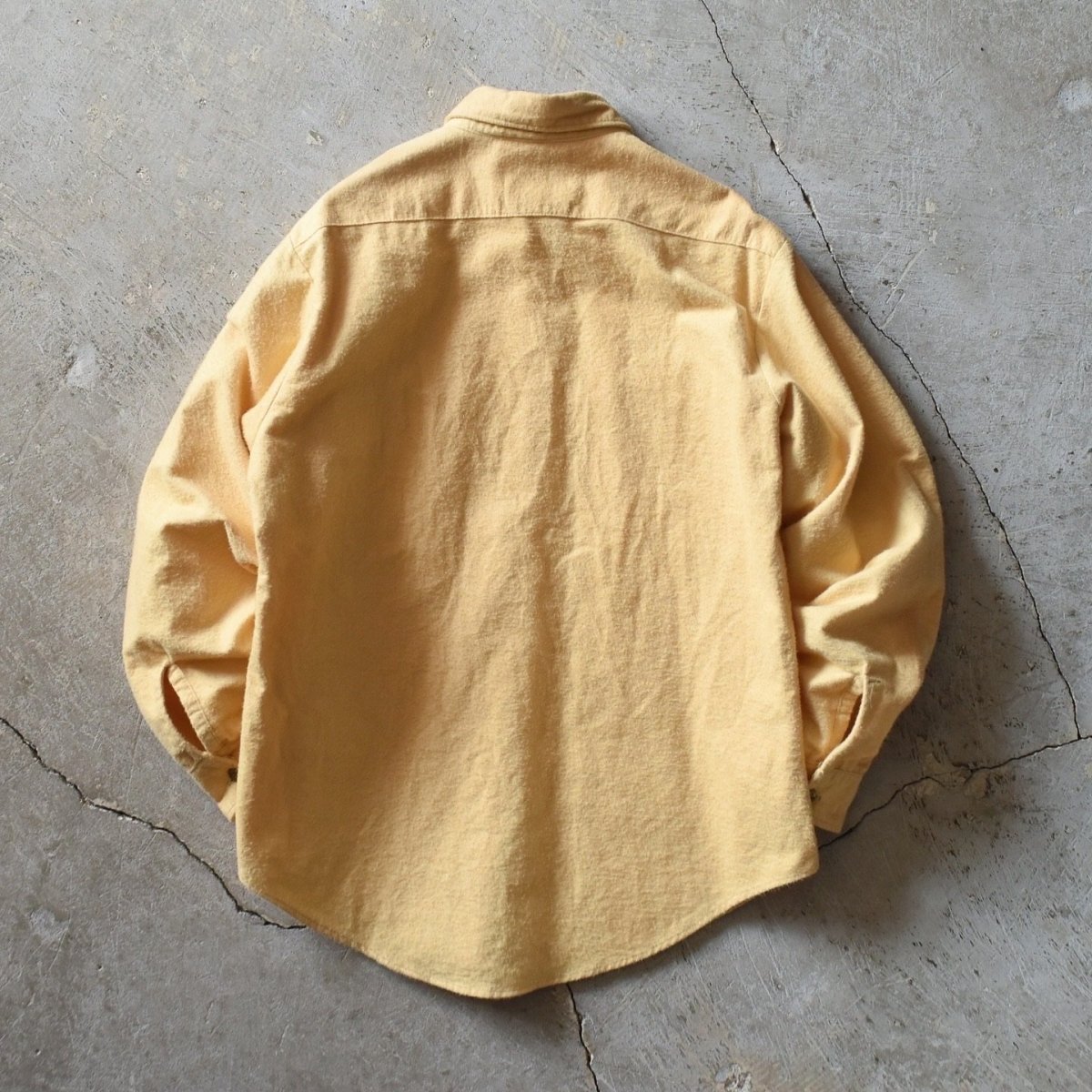 画像2: 1970s ORVIS シャモアクロスシャツ　 実寸L  (2)