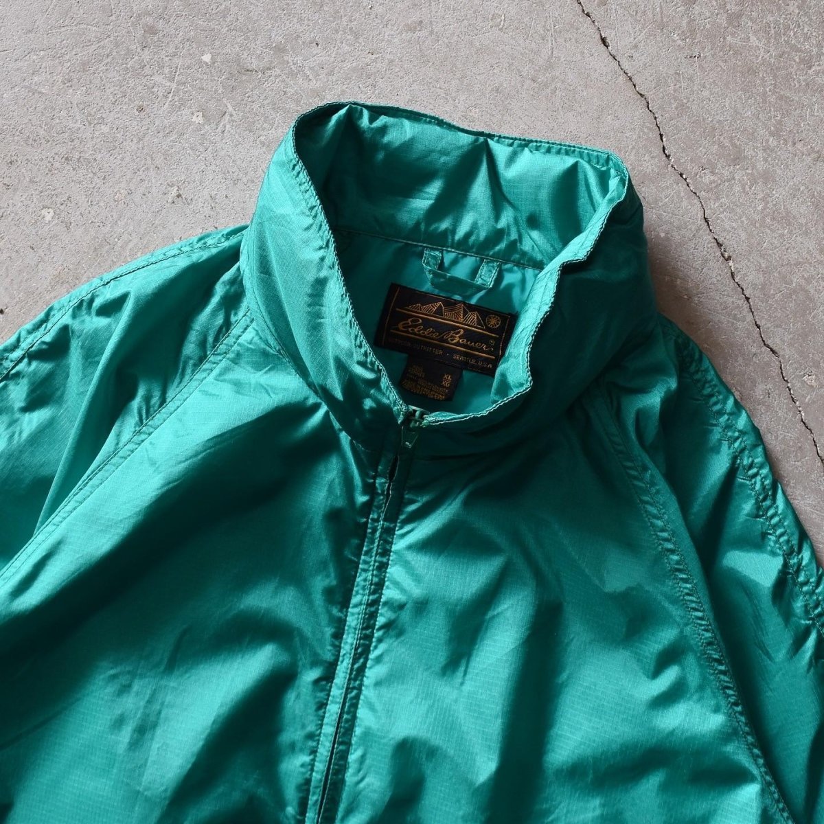 画像4: 1990s EDDIE BAUER ナイロンジャケット　 表記XL  (4)