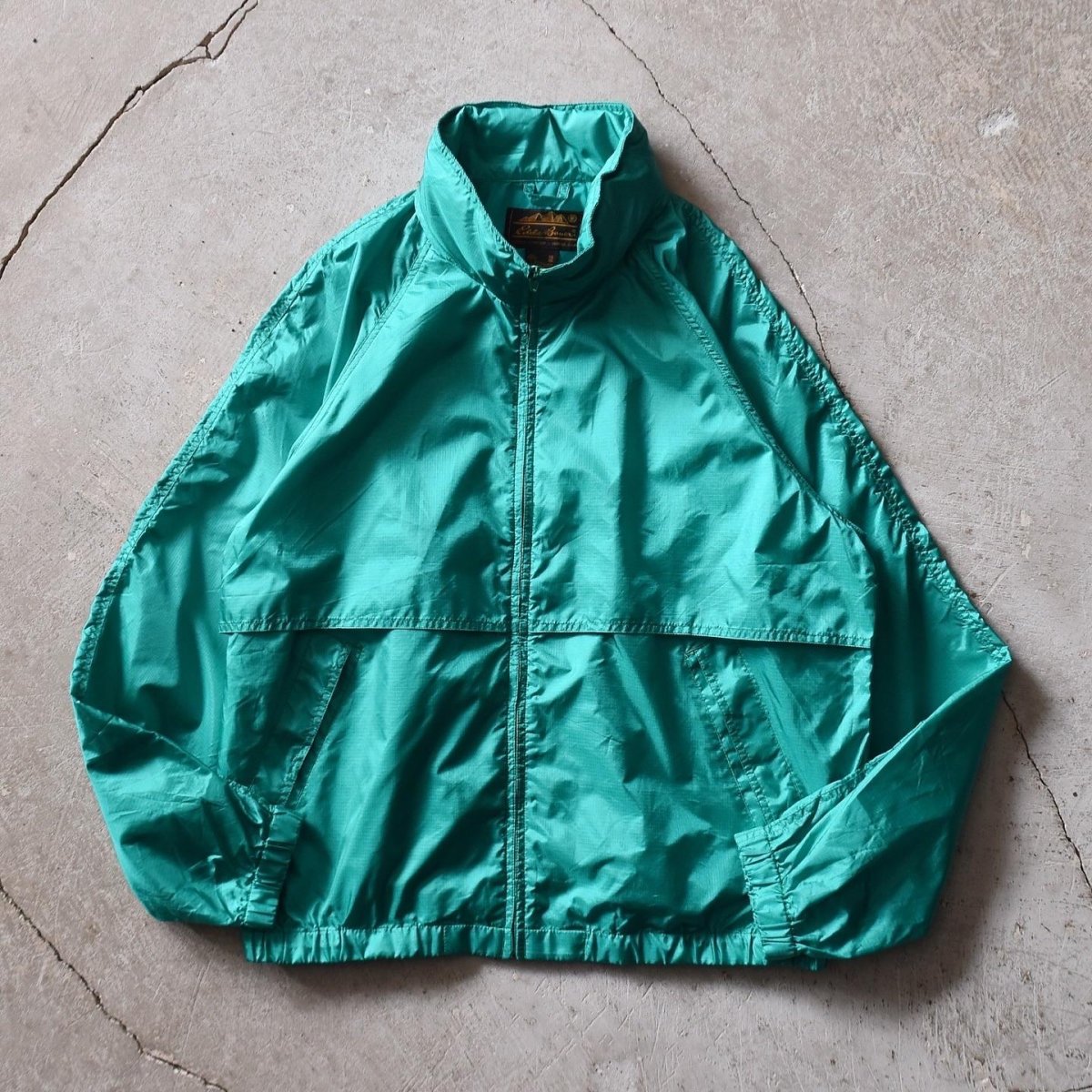 画像1: 1990s EDDIE BAUER ナイロンジャケット　 表記XL  (1)