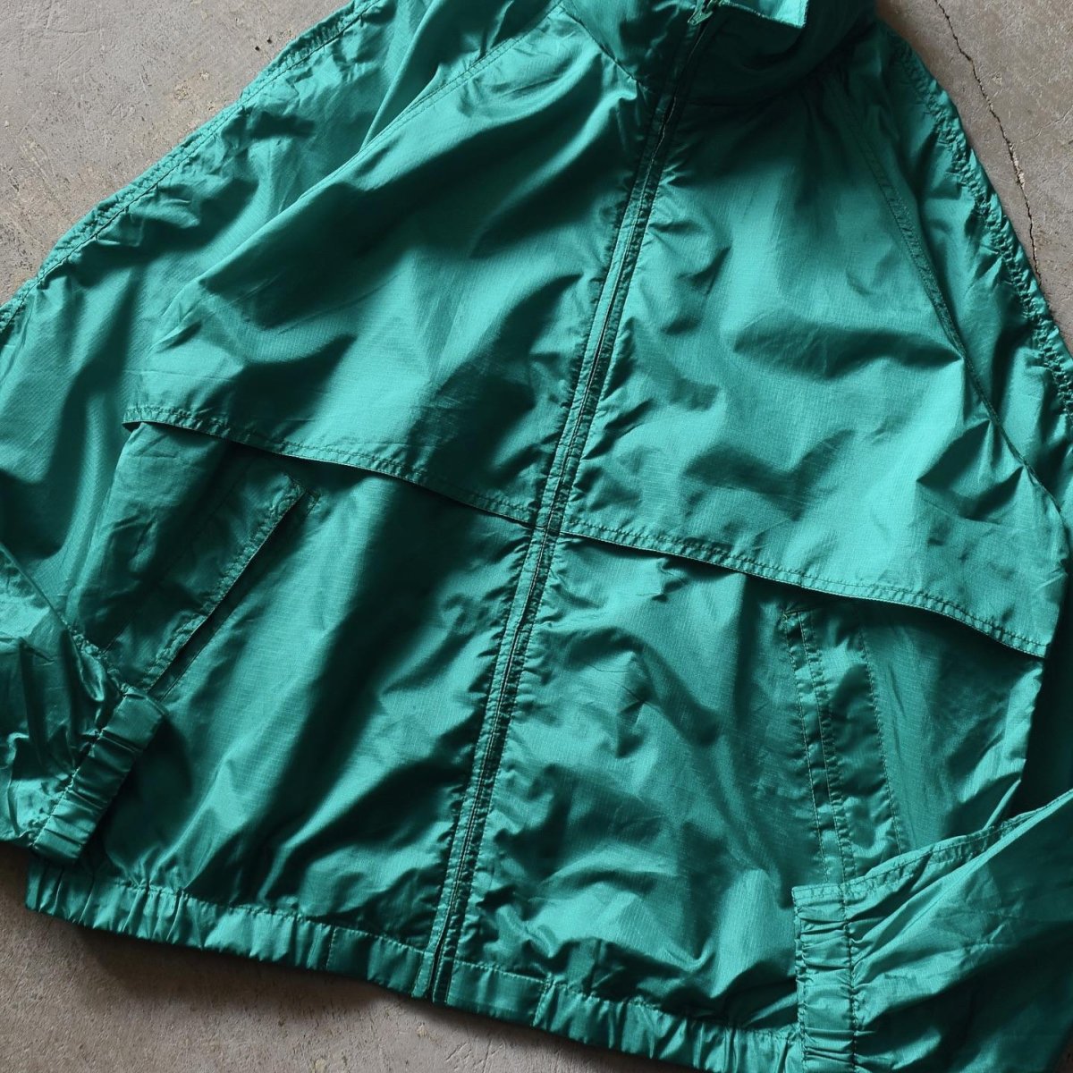 画像6: 1990s EDDIE BAUER ナイロンジャケット　 表記XL  (6)