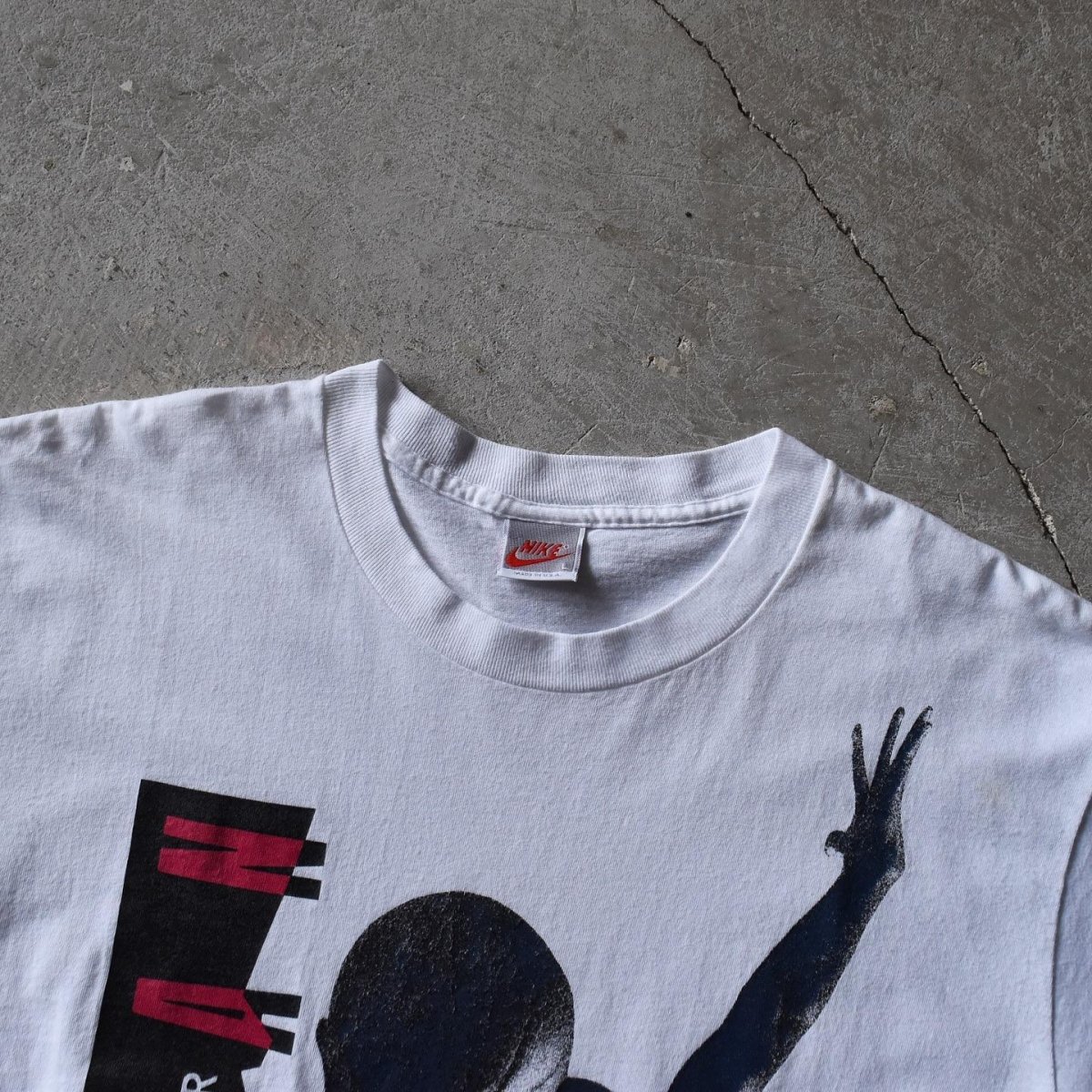 画像4: 1990s NIKE エアジョーダンTシャツ　 "MADE IN USA"　 表記L  (4)