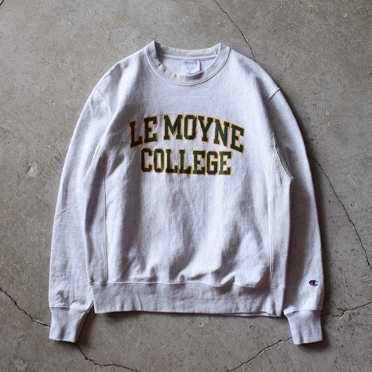 画像1: Champion リバースウィーブスウェット　 "LEMOYNE COLLEGE"　 表記M  (1)