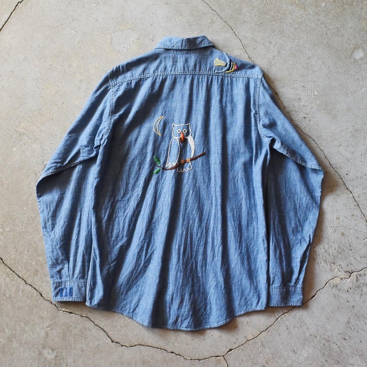 画像2: 1970s OSHKOSH 刺繍シャンブレーシャツ　 "MADE IN USA"　 表記15 REG  (2)