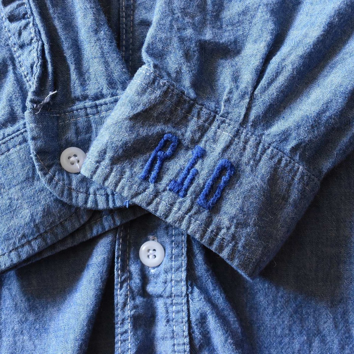 画像10: 1970s OSHKOSH 刺繍シャンブレーシャツ　 "MADE IN USA"　 表記15 REG  (10)