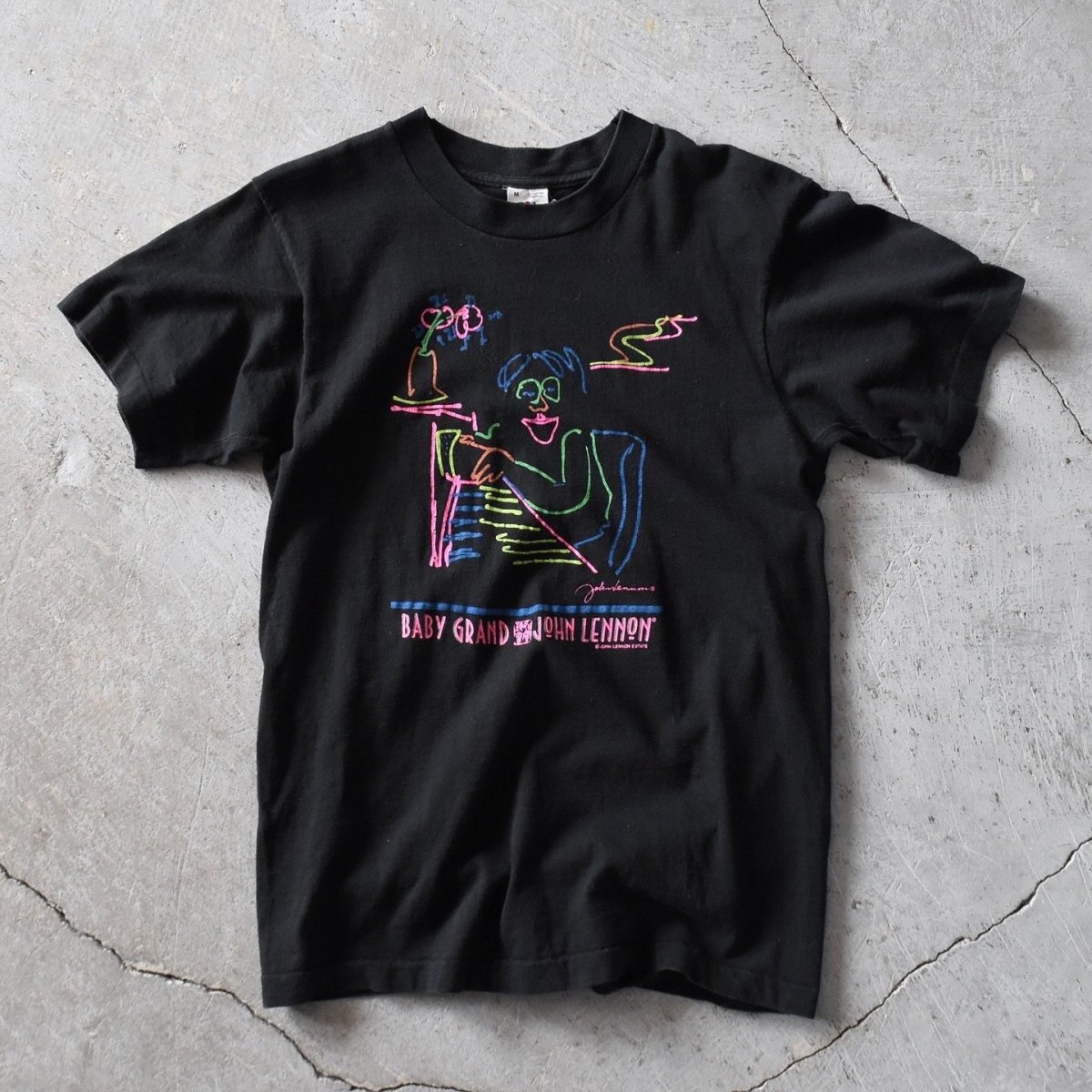 画像1: 1980s JOHN LENNON  "BABY GRAND"  ドローイングアートTシャツ　 "MADE IN USA"　 表記M  (1)