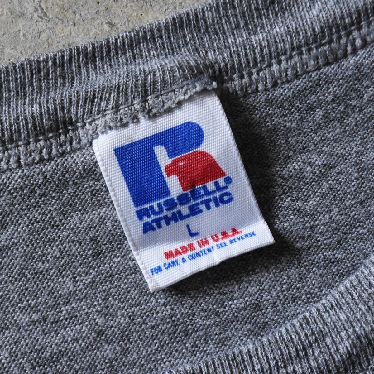 画像2: 1980-90s RUSSELL カレッジTシャツ　 "MADE IN USA"　 表記L  (2)