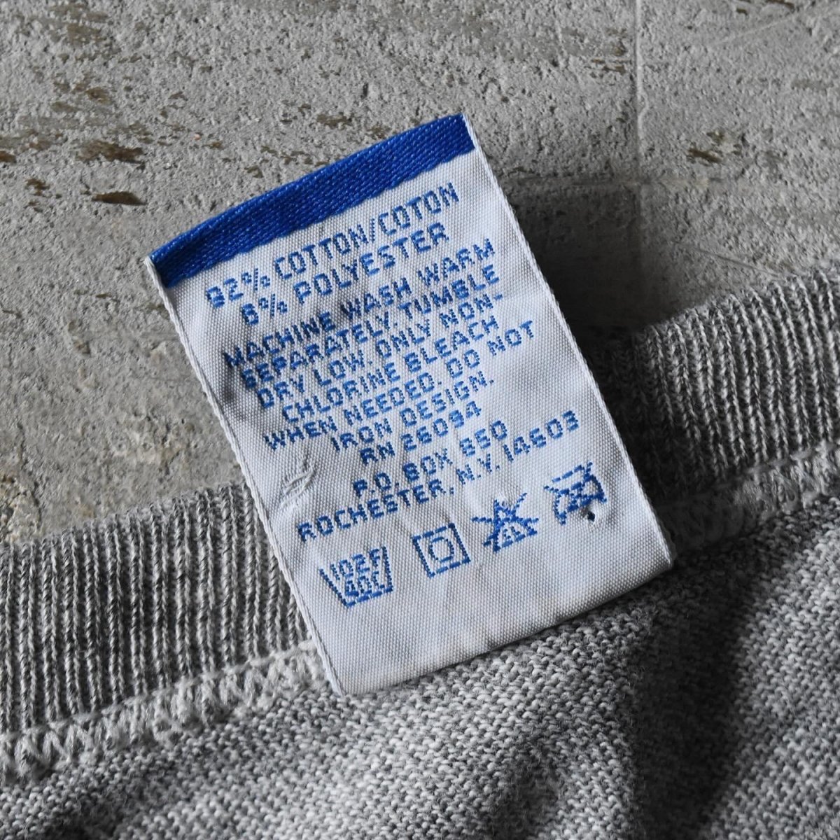 画像3: 1990s CHAMPION "JOHNS HOPKINS UNIVERSITY" カレッジTシャツ　 "MADE IN USA"　 表記XL  (3)