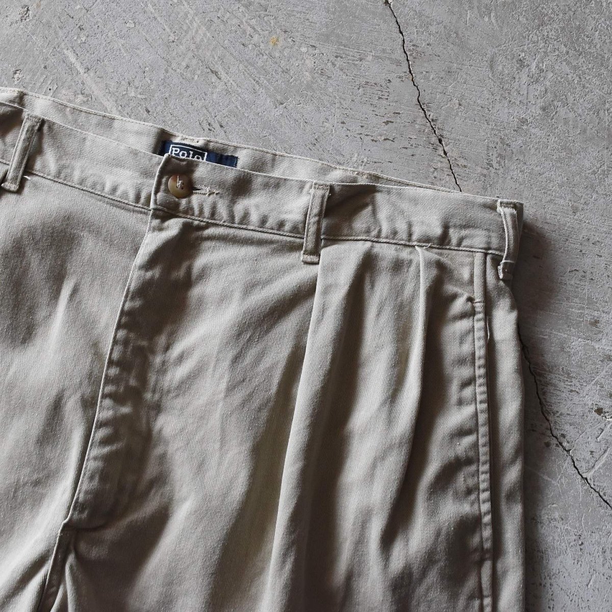 画像8: 1990s Polo by RalphLauren POLO CHINO チノショーツ　 "MADE IN USA"　 表記W36  (8)