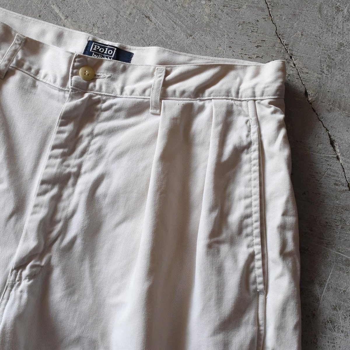画像8: 1990s Polo by RalphLauren POLO CHINO チノショーツ　 "MADE IN USA"　 表記W31  (8)