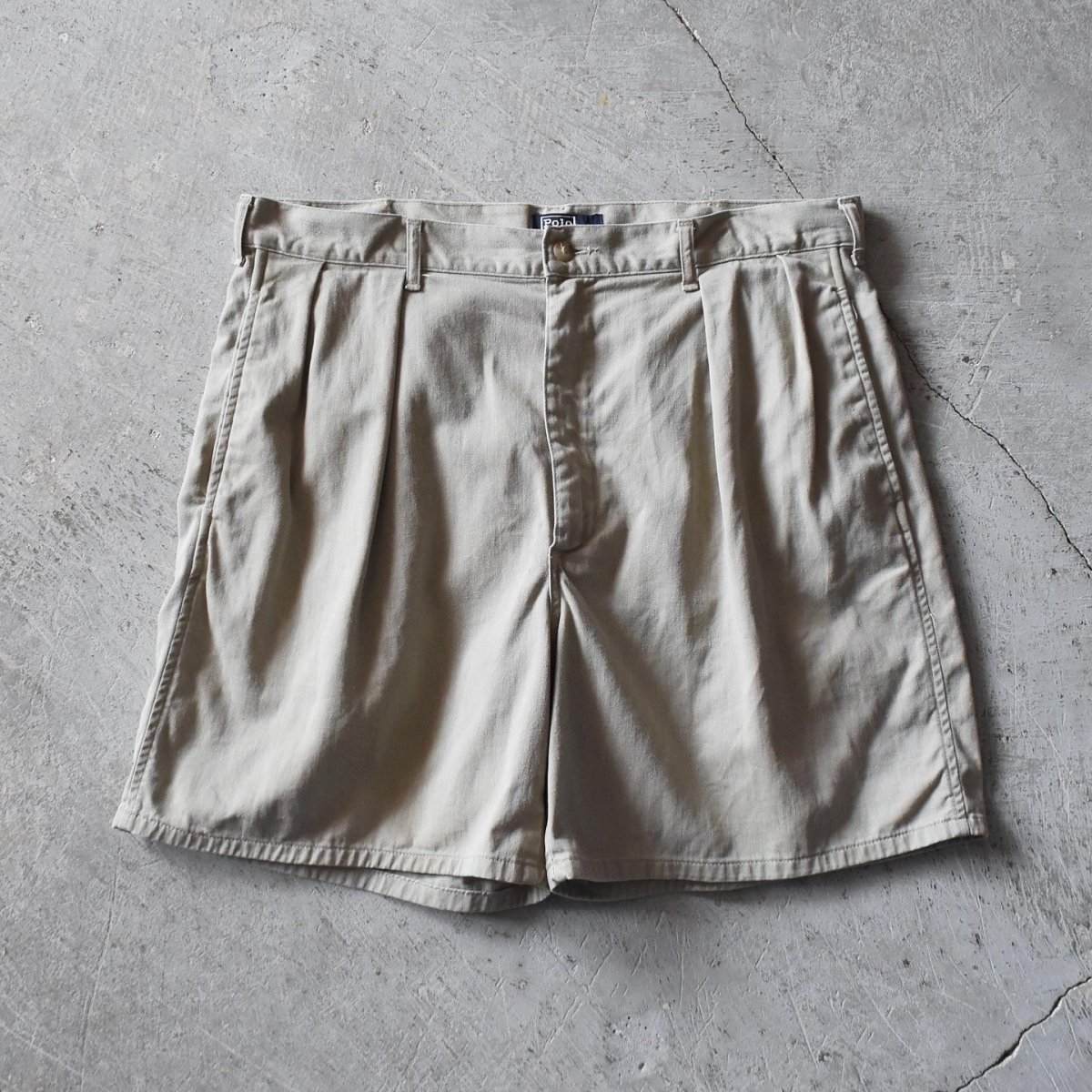 画像1: 1990s Polo by RalphLauren POLO CHINO チノショーツ　 "MADE IN USA"　 表記W36  (1)
