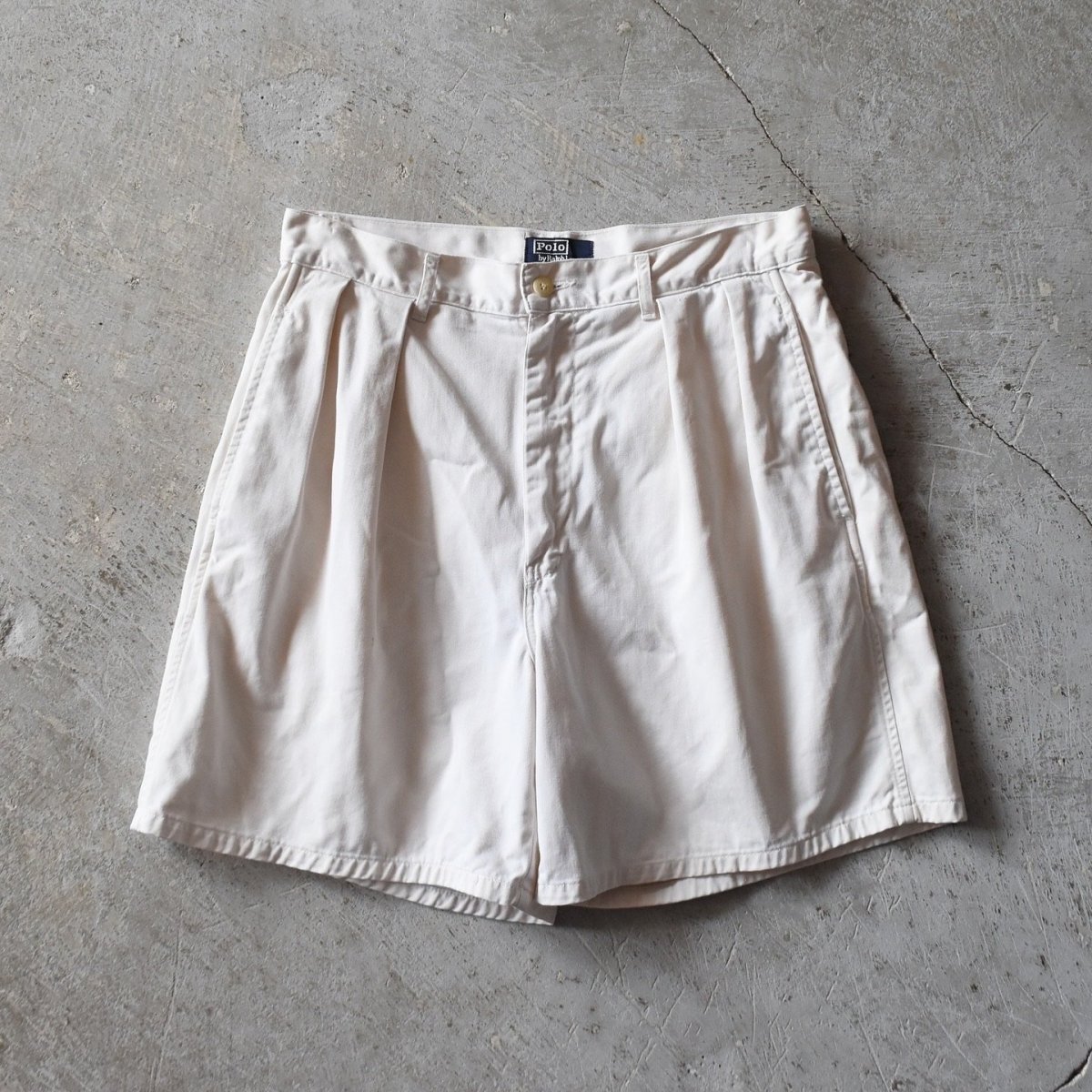 画像1: 1990s Polo by RalphLauren POLO CHINO チノショーツ　 "MADE IN USA"　 表記W31  (1)