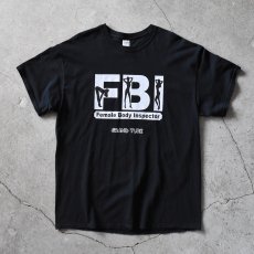 画像1: FBI "Female Body Inspector" エロTシャツ　 表記XL  (1)