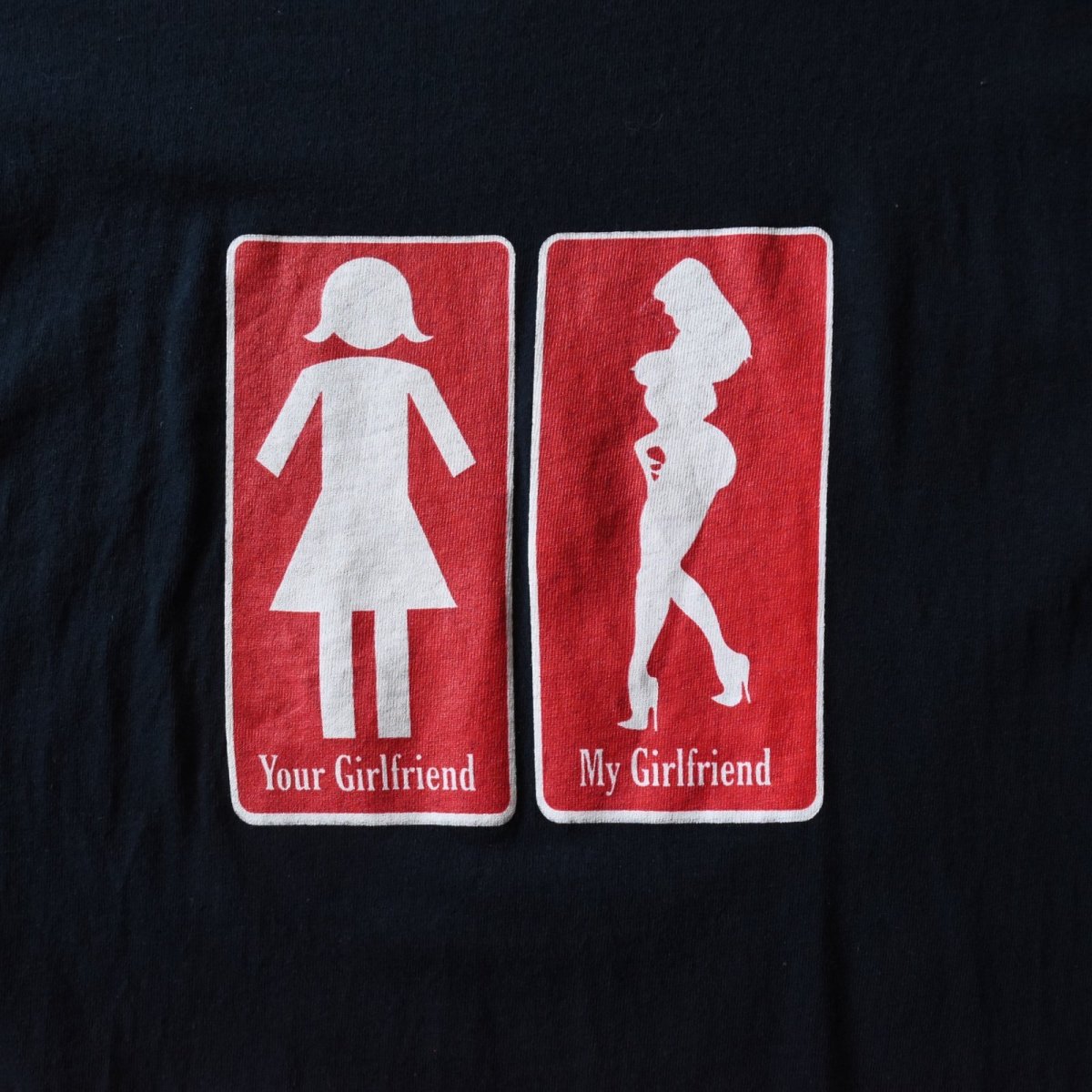 画像4: お前の彼女俺の彼女マウントTシャツ　 表記L  (4)
