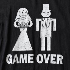 画像4: 結婚はゲームオーバーTシャツ　 表記L  (4)