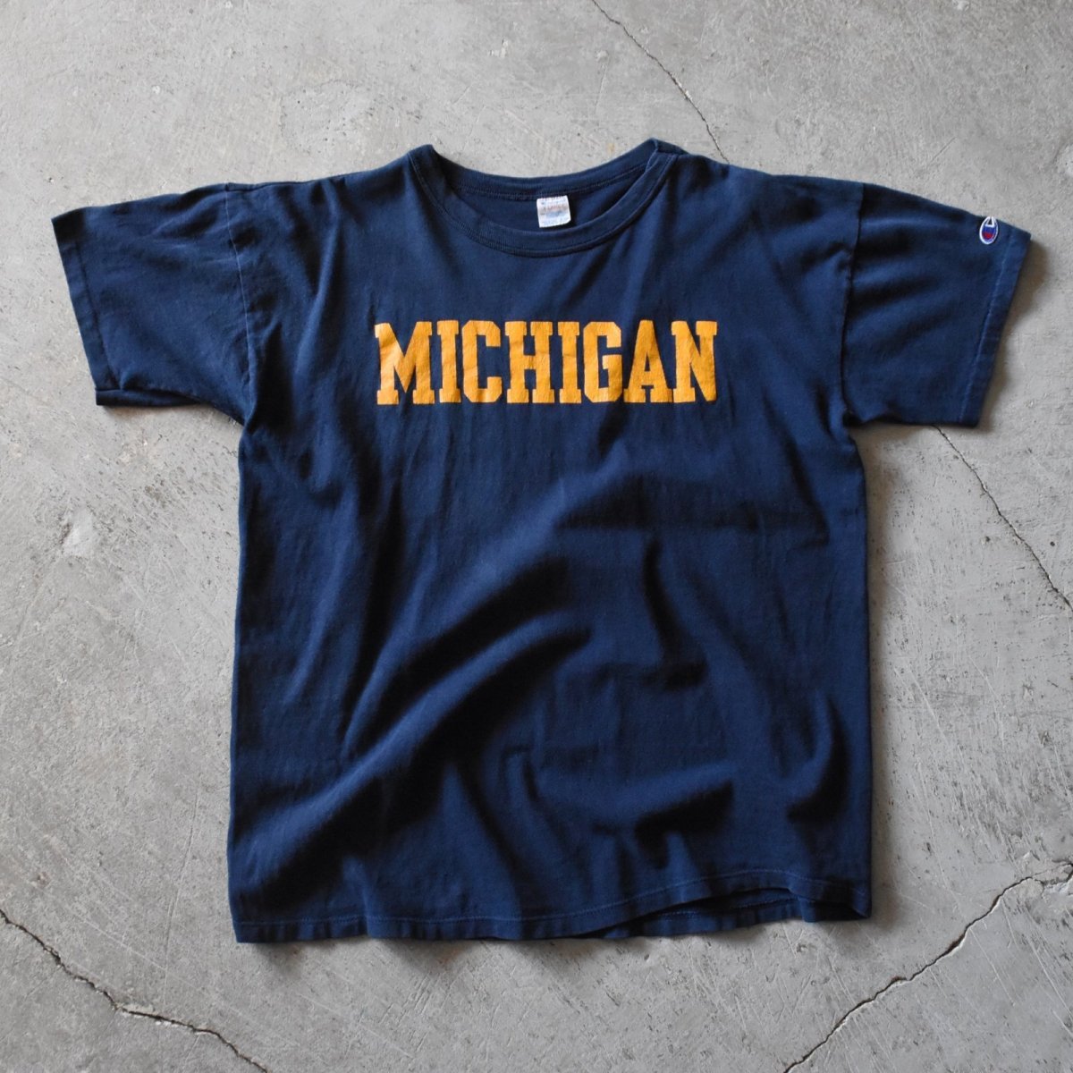 画像1: 1980s Champion "MICHIGAN" カレッジTシャツ　 "MADE IN USA"　 表記XL  (1)