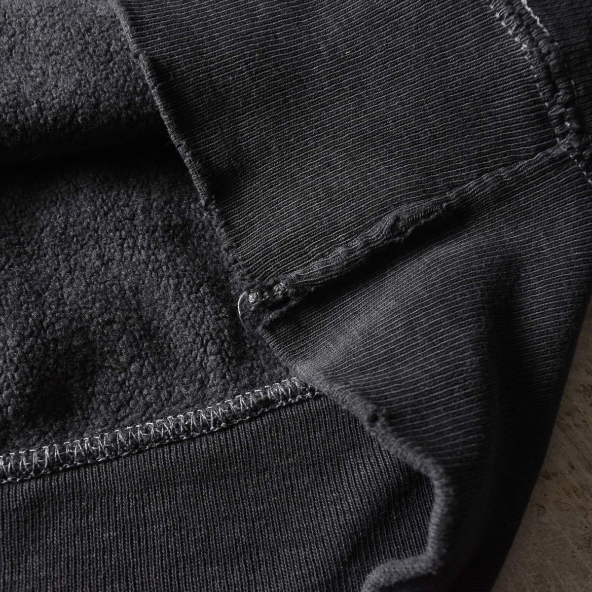 画像15: 1980s Champion リバースウィーブスウェット　 "OVER-DYE BLACK"　 表記XL  (15)