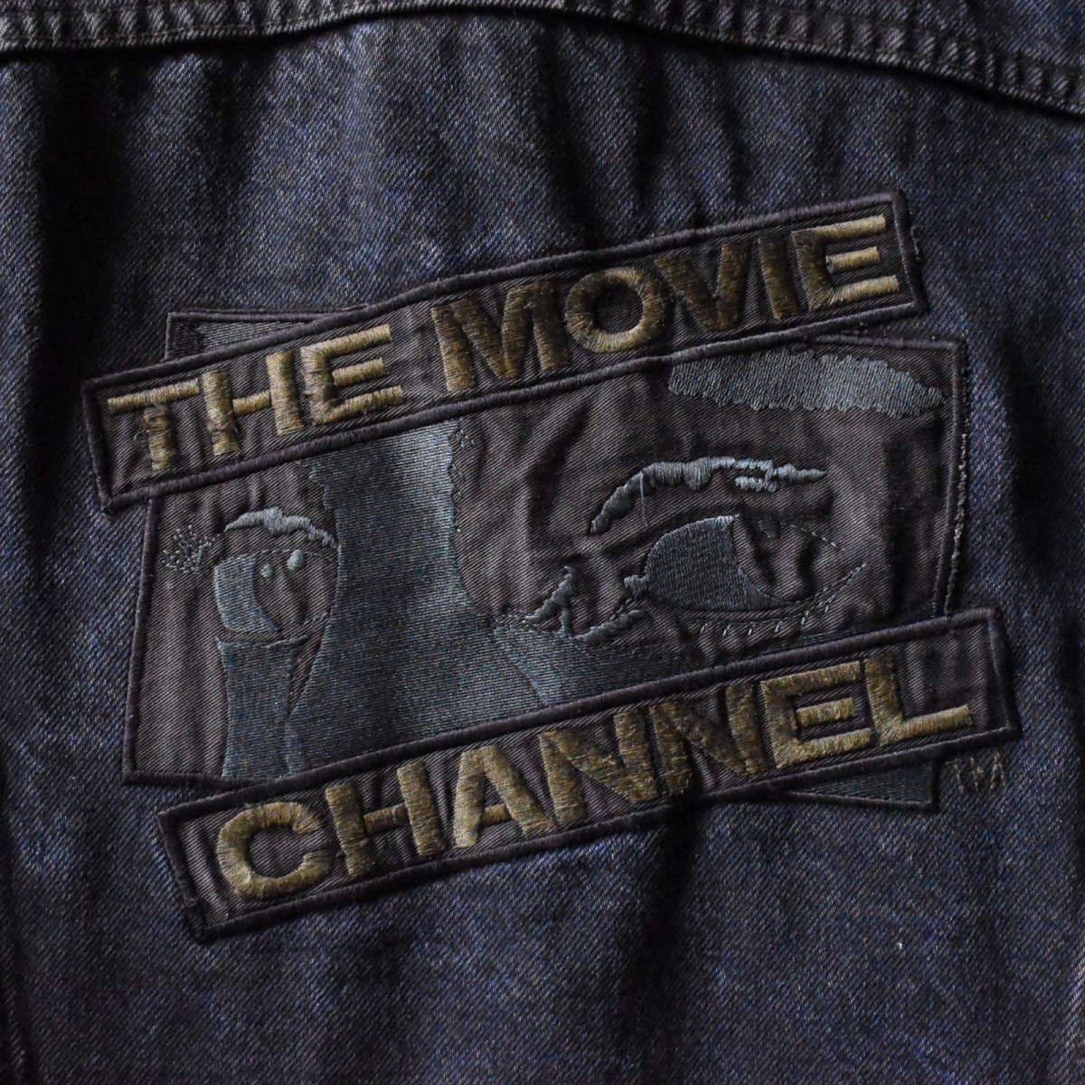 画像12: 1980s Lee "THE MOVIE CHANNEL" デニムジャケット　 "OVER-DYE BLACK"　 実寸L  (12)