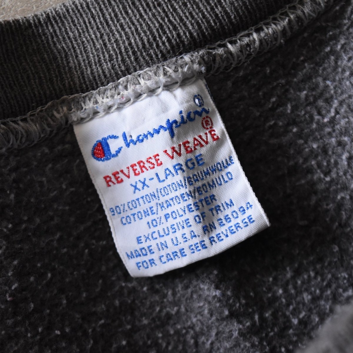 画像2: 1990s Champion リバースウィーブスウェット　 "MADE IN USA"　 表記XXL  (2)