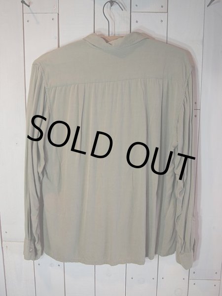 画像2: 1950s刺繍レーヨンシャツ (2)